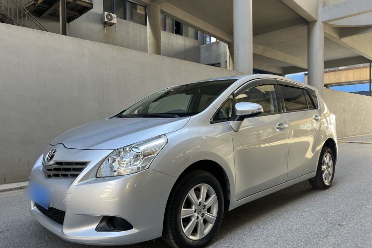 Used Toyota Verso 2014 Starlight 180E CVT Elite Edition