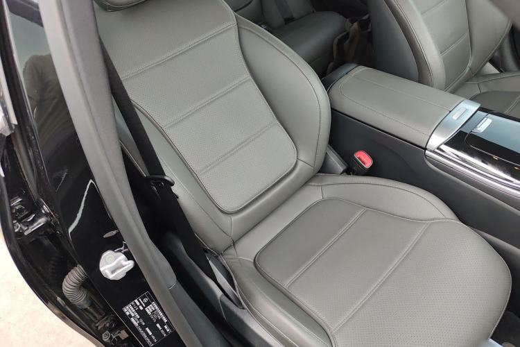 Used Mercedes-Benz C-Class 2022 Facelift C 260 L Right Front Seat