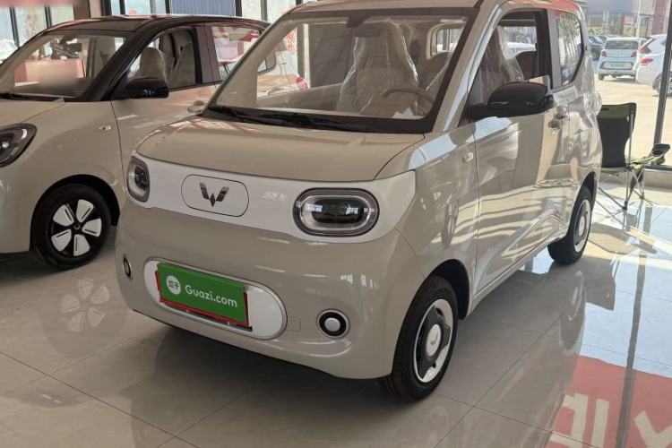 Used Wuling Hongguang MINIEV 2024 3rd Generation 215km Youth Edition