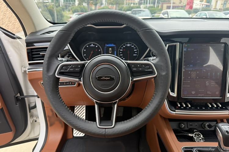 Used Zotye T700 2017 1.8T Manual Luxury Model
