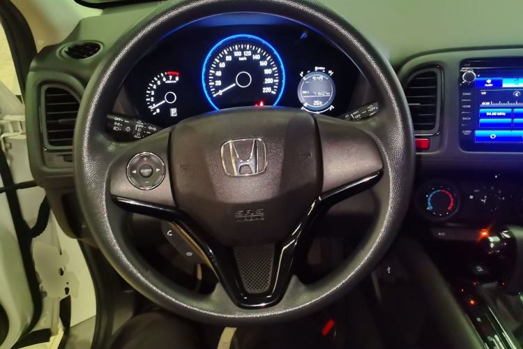 Used Honda Vezel 2016 1.8L CVT Front-Wheel Drive Pioneer Edition