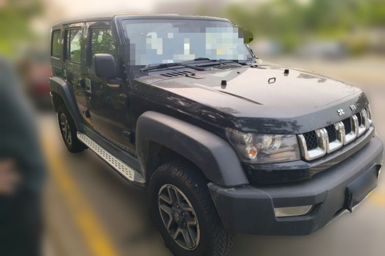 Used BAIC Off-Road BJ40 2016 40L 2.3T Automatic All-Wheel Drive Premium Edition Front Right 45 Deg
