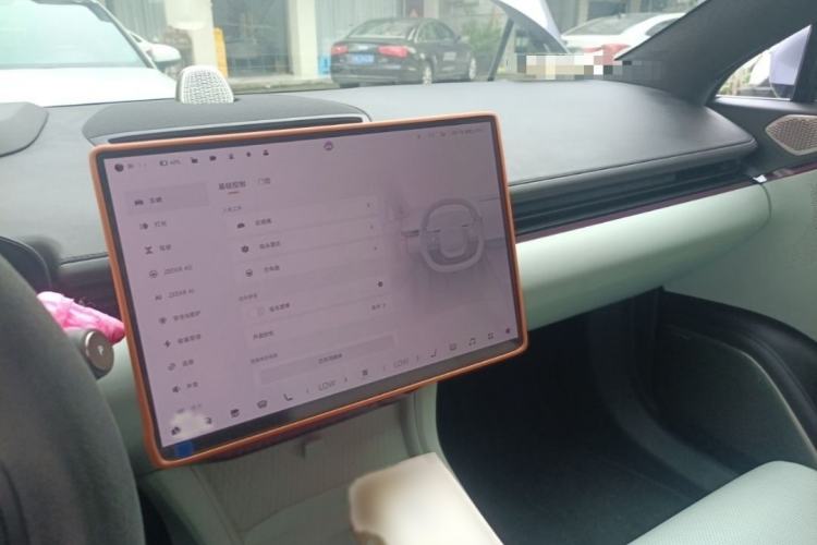 Used Zeekr 007 2025 Rear-Drive Intelligent Driving Version 75 kWh Interior 3