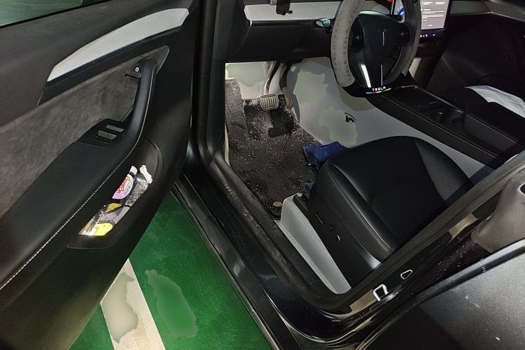 Used Tesla Model Y 2024 Rear-Wheel-Drive Version