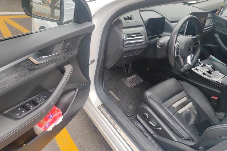 Used BYD Qin Pro New Energy 2019 EV Super Edition High-Power Smart Connect Luxurious Model
