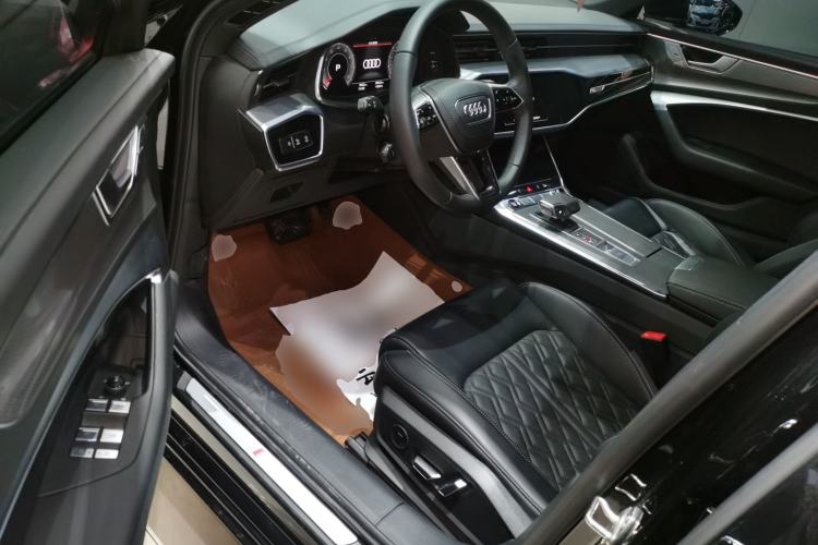 Used Audi A6L 2025 45 TFSI Prestige Dynamic Edition
