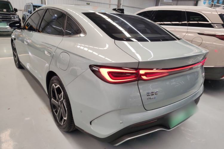 Used BYD Seal 06 New Energy 2025 DM-i Intelligent Drive 120KM Flagship Model Exterior 2