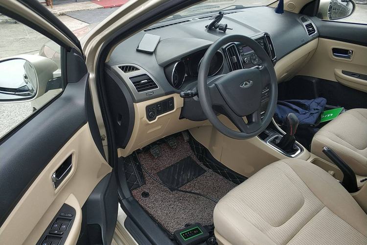 Used Chery E3 2015 1.5L Manual Fashion Model