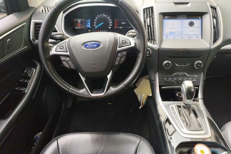 Used Ford Edge 2016 EcoBoost 245 Two-Wheel-Drive Titanium 7-Seater Steering Wheel