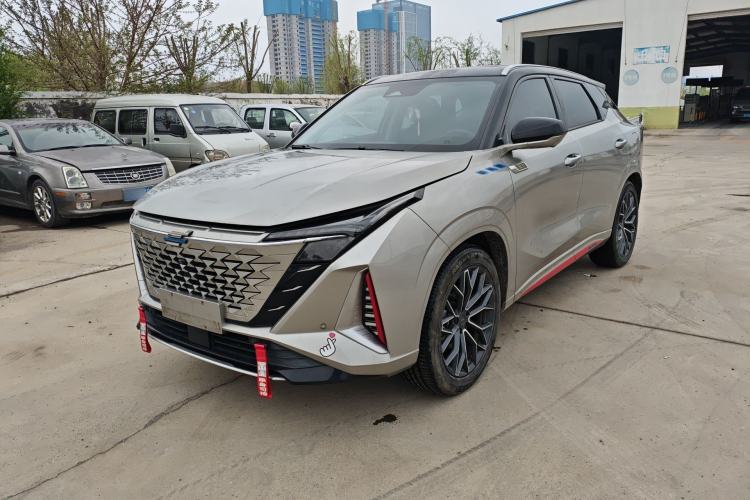 Used CHANGAN OSHAN Z6 2023 Blue Whale 1.5T DCT Smart Edition