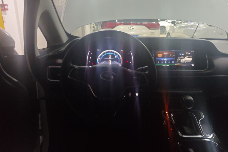 Used GAC Trumpchi M6 2023 PRO 270T DCT Luxury Edition
