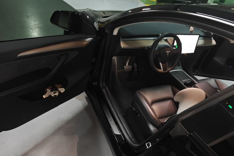 Used Tesla Model Y 2022 Revised Version Rear-Wheel Drive Driver Seat