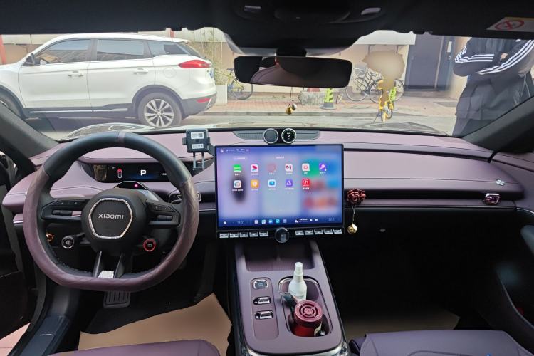 Used Xiaomi Auto SU7 2024 Rear-Drive Ultra-Long Range Advanced Pro-Level Intelligent Driving Version Center Console