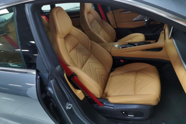 Used Zeekr 001 2023 WE Edition 100 kWh Right Front Seat