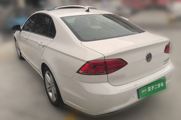 Used Volkswagen Lamando 2015 280TSI DSG Comfort Edition Rear Left 45 Deg