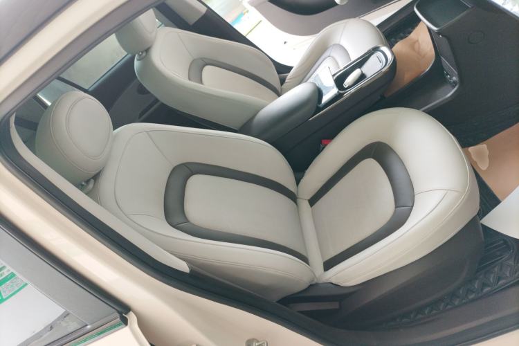 Used JAC Yiwei 3 2023 505km Pro Right Front Seat