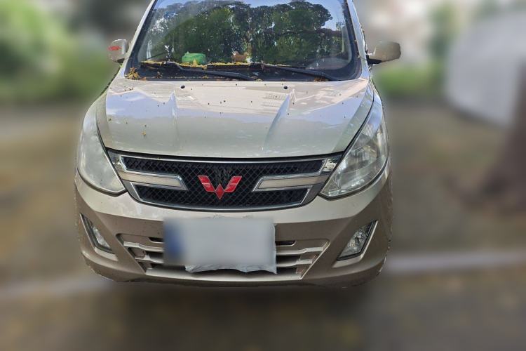 Used Wuling Rongguang V 2016 1.5L Standard Version