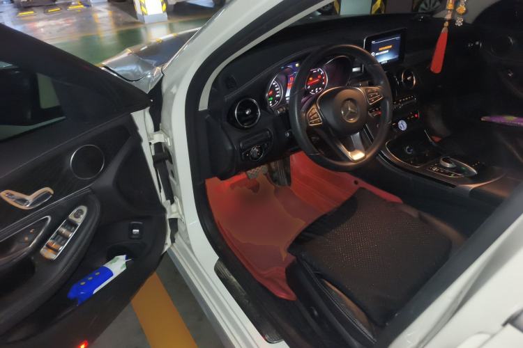 Used Mercedes-Benz C-Class 2017 C 180 L Sport Edition Driver Seat