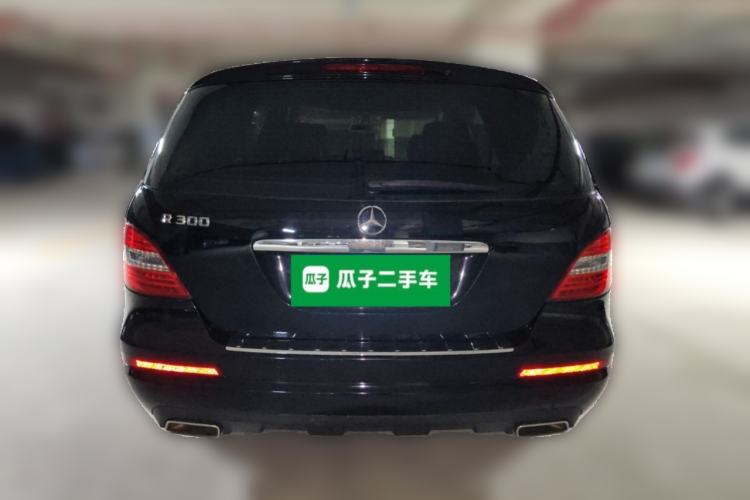 Used Mercedes-Benz R-Class 2011 R 300 L Business Model
