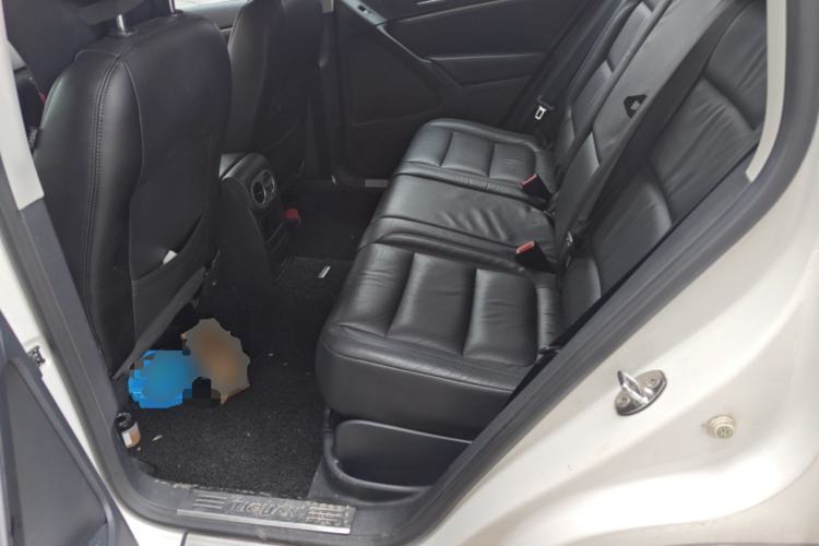 Used Volkswagen Tiguan 2015 1.8TSI Automatic Two-Wheel Drive Comfort Edition Left Rear Seat