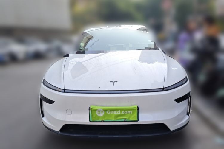 Used Tesla Model Y L 2025 Model Long-Range All-Wheel-Drive Version

