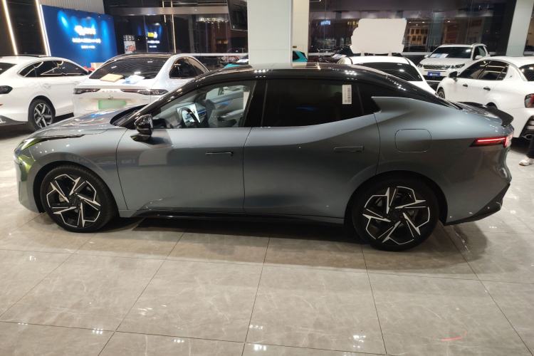 Used Lynk & Co 07 2024 EM-P 126 Long-Range Ultra
