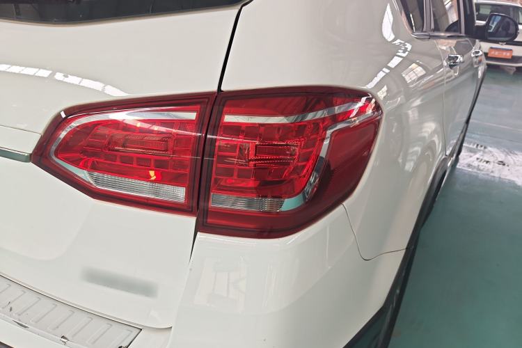 Used Haval H6 2018 Red-Label Sport Version 1.5T Manual Two-Wheel Drive Elite Model