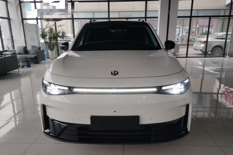 Used Leapmotor C16 2024 Range-Extended 200 Luxury Edition