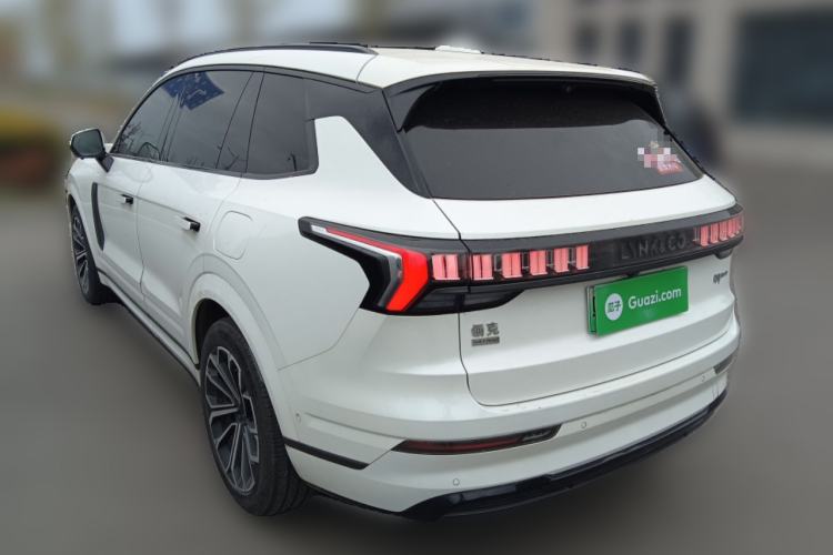 Used Lynk & Co 09 EM-P 2023 2.0TD EM-P Long-Range Version PM 7-Seater Rear Left 45 Deg