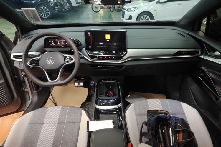 Used Volkswagen ID.4 CROZZ 2022 Pure Edition Limited Edition Center Console