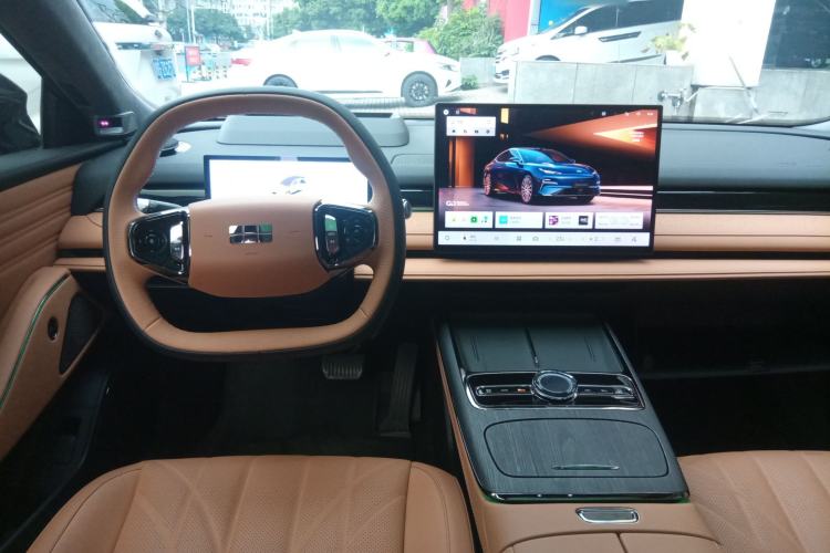 Used Geely Galaxy 8 2025 130km EM-i Flagship Edition