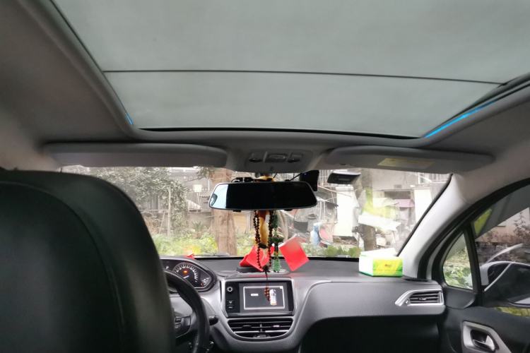 Used Peugeot 2008 2014 1.6L Automatic Excellence Edition