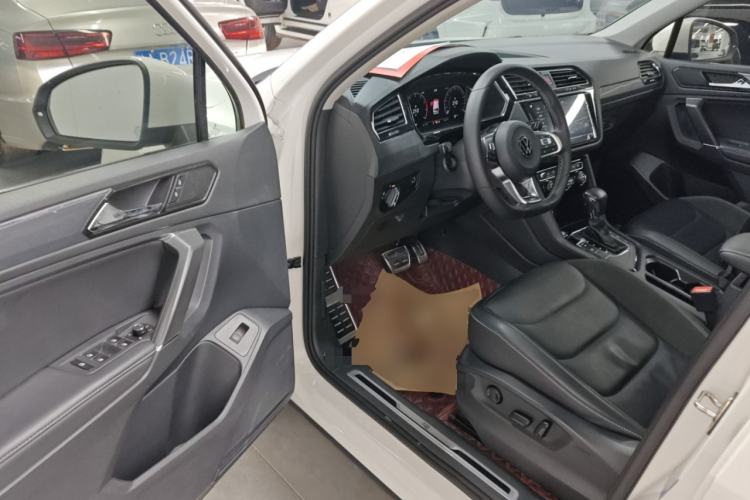 Used Volkswagen Tiguan L 2021 330TSI Automatic Two-Wheel Drive R-Line Enhanced Edition Driver Seat