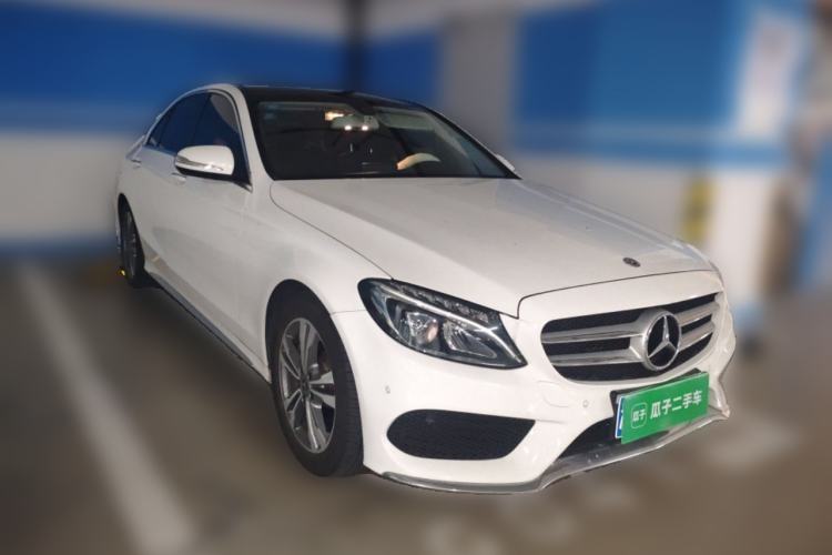 Used Mercedes-Benz C-Class 2018 C 200 L Sport Edition Front Right 45 Deg