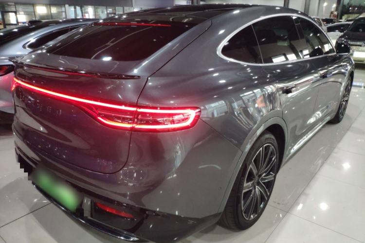 Used Hima Luxeed R7 2024 All-Electric 667 km Max