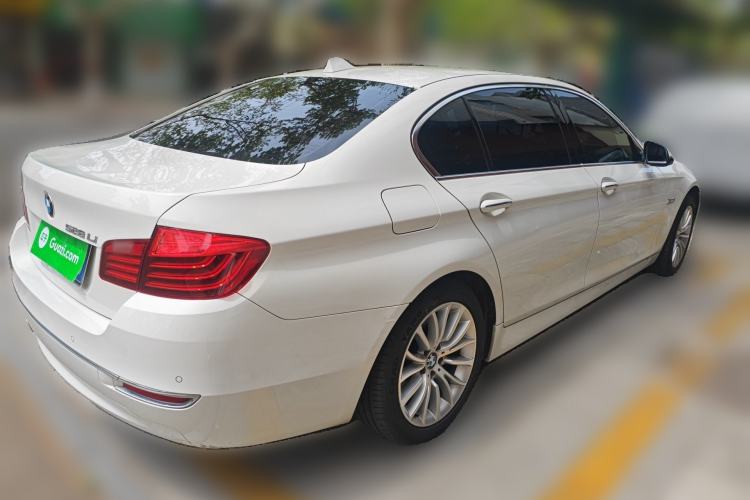 Used BMW 5 Series 2014 528Li Luxury Design Package
