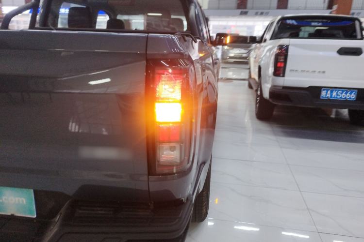 Used JMC DaDao 2024 All-Purpose 2.3T Diesel Manual Two-Wheel Drive Standard-Wheelbase Comfort Edition