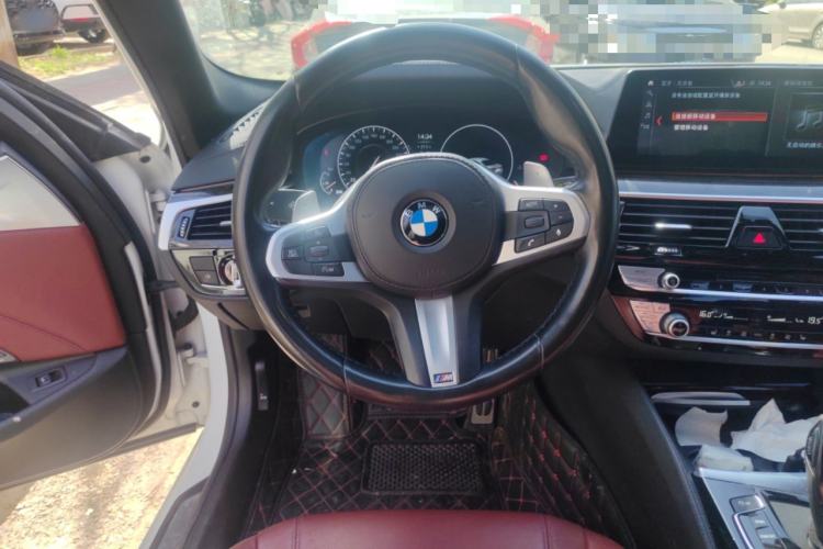 Used BMW 5 Series 2019 Facelifted 530Li Leading Edition M Sport Package Steering Wheel