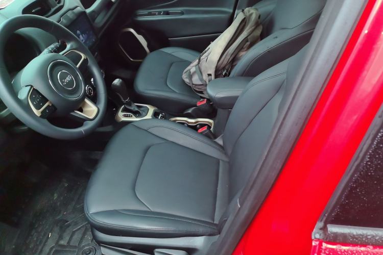 Used Jeep Renegade 2017 180T Automatic High-Energy Version