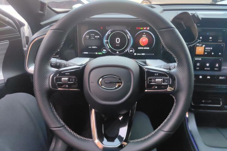 Used GAC Trumpchi GS8 2022 Dual-Engine Series 2.0TM Two-Wheel Drive Prestige Edition (7 Seats) Steering Wheel