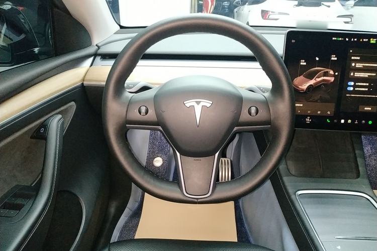 Used Tesla Model Y 2021 Performance High-Performance All-Wheel-Drive Version Steering Wheel
