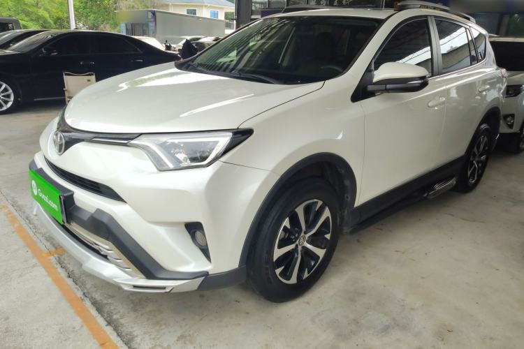 Used Toyota RAV4 2019 2.0L CVT Two-Wheel Drive Pioneer Edition China V Standard