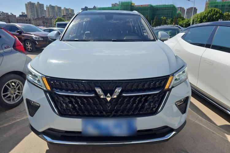 Used Wuling Asta 2022 2.0L DHT Electric-Speed Version Front