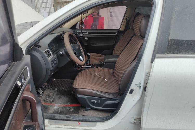 Used Yema T70 2016 Upgraded Model 1.5T Manual Luxury Version Left Front Seat