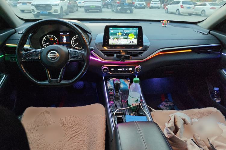 Used Nissan Teana 2020 2.0L XL Comfort Edition Center Console