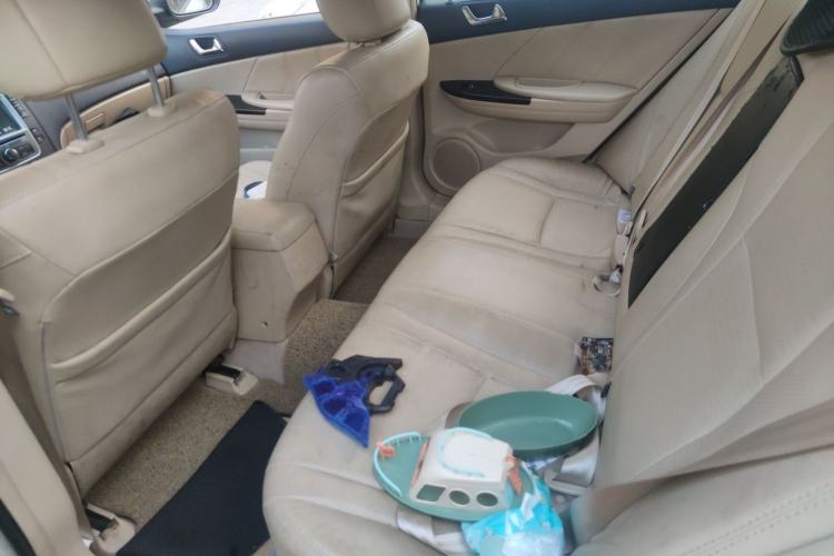 Used BYD G6 2013 1.5TID Automatic Luxury Model
