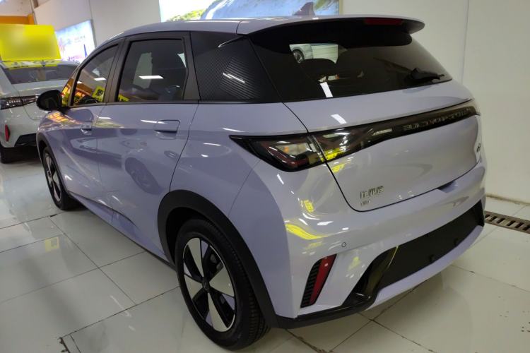 Used BYD Dolphin 2023 420 km Fashion Edition
