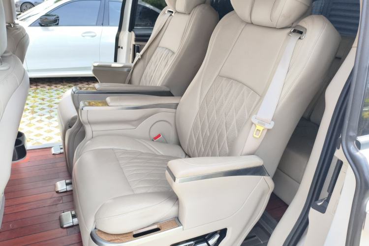 Used Buick GL8 2018 ES 28T Comfort Model China VI Standard
