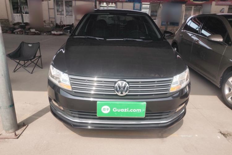 Used Volkswagen Lavida 2017 1.6L Manual Fashion Edition
