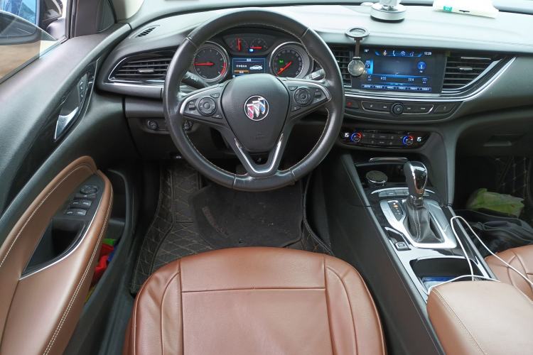 Used Buick Regal 2019 20T Elite Version China VI Standard Steering Wheel